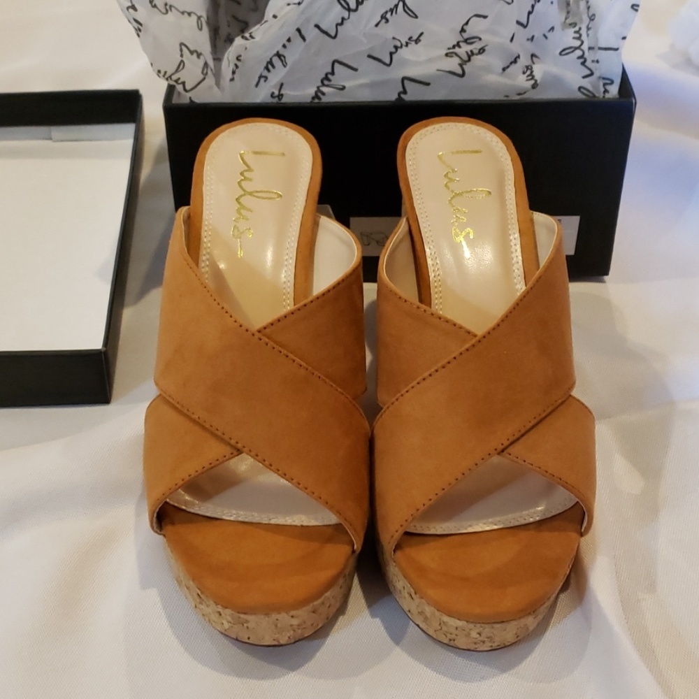 Lulus cork heels NWB